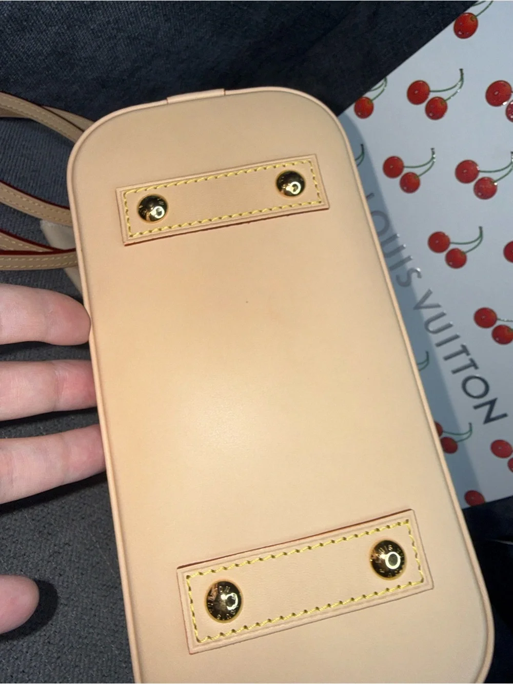Louis Vuitton like new